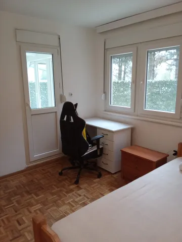 Selling 4.0 flat Vracar Belgrade huge terrace glass winter house renovated furnished tenanted property  Large 3 bedroom apartment on Mitropolita Stratimirovica Street, 101m2, VPR/4, 25m2 terrace, central heating radiators, two inverter air conditioners. Equipment, appliances, furniture are new, some still on manufacturers guarantee. https://www.youtube.com/watch?v=MTchK6lyAjk https://www.youtube.com/channel/UCWpgOcMZNbZWZ_JYODjOefA The modern building from 2009 with underground parking, adjusted for oversiz